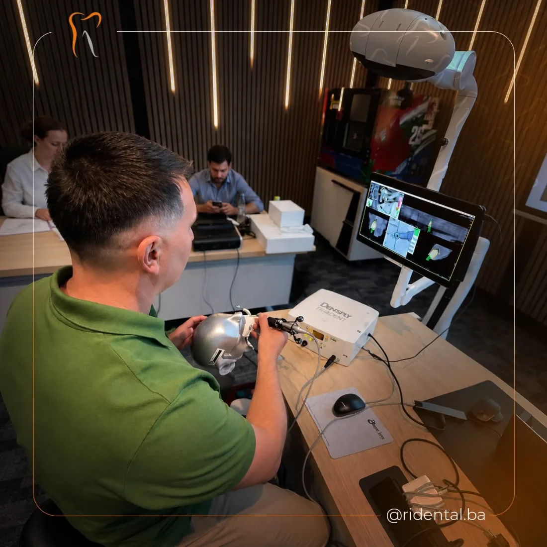 Dr. Osman Huskić na Full Arch implantološkoj edukaciji, navigacijska implantacija, implantati Cazin