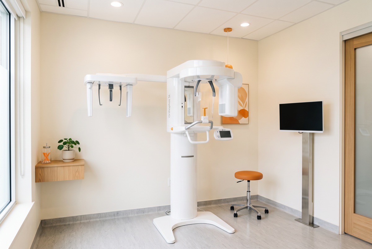 Aparat za panoramski RTG i CBCT 3D snimak zuba — Ridental Cazin